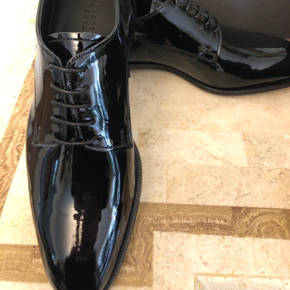 Barneys New York Mens Black Oxford Size 7 NWT!